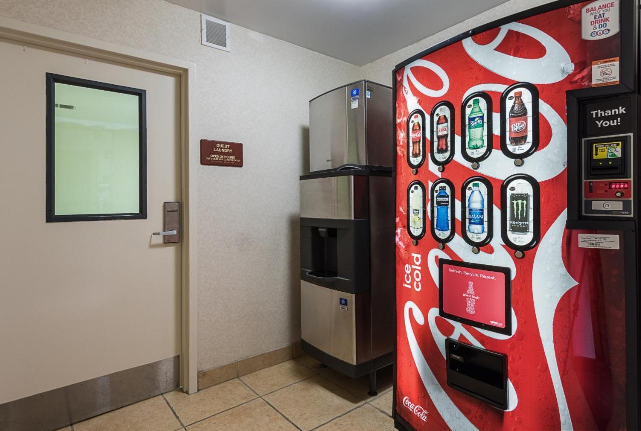 Red Roof Inn Etowah - Athens, Tn Екстер'єр фото